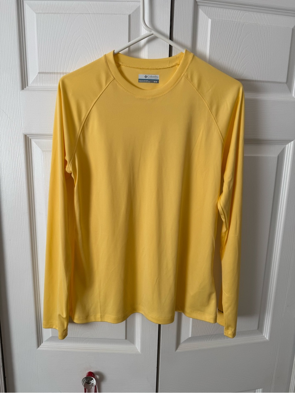 Columbia Yellow Performance Long Sleeve Tee medium